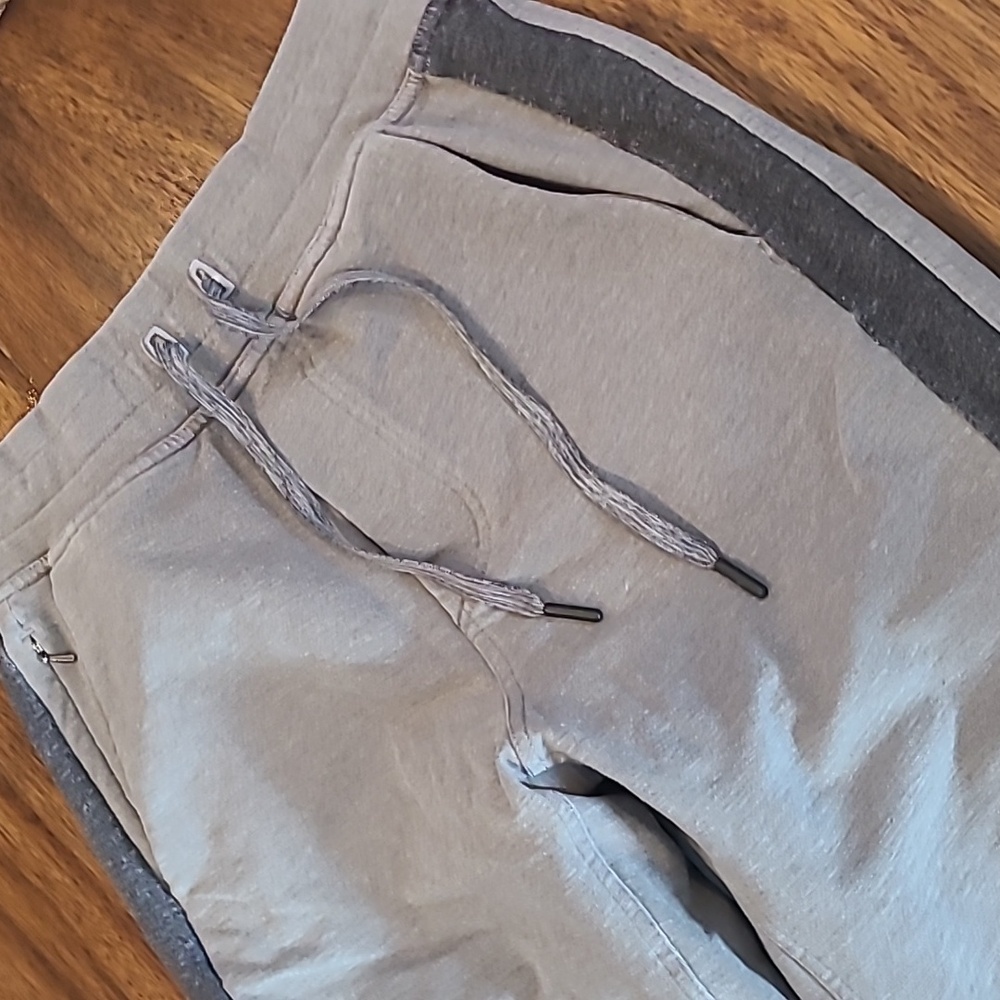 Lululemon Steady State Classic Fit Joggers  Size Small Mens - Picture 3 of 4